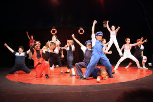 Spettacolo di cabaret dell scuola di Circo En Piste di Firenze